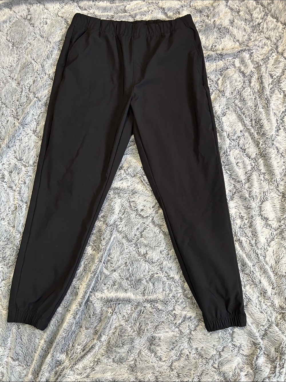 Men's Black Elastic-Waist Jogger Pants with Ankle Cuffs